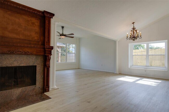 Building Photo - 15803 Pryor Dr