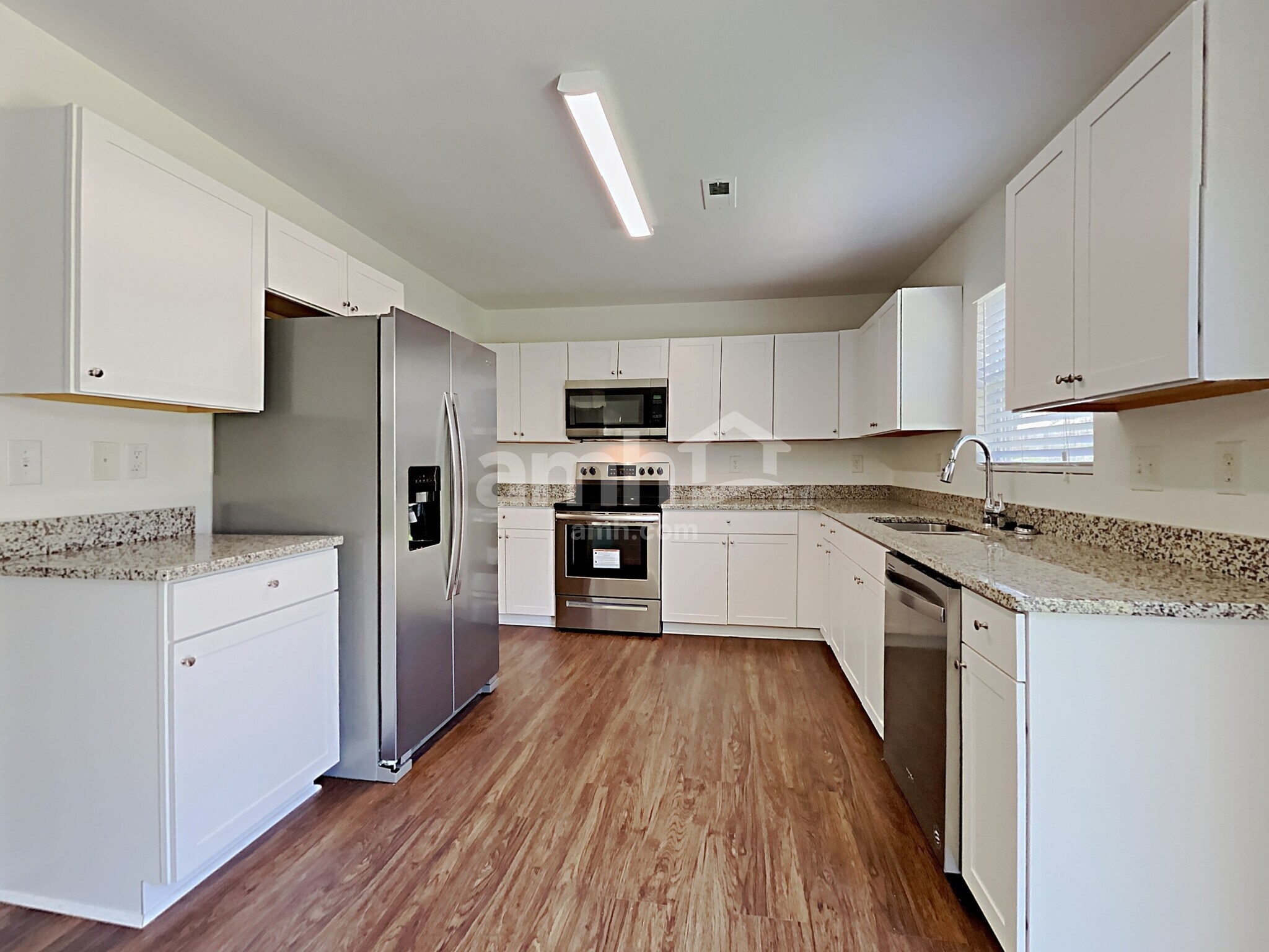 Building Photo - 8443 Redding Glen Ave