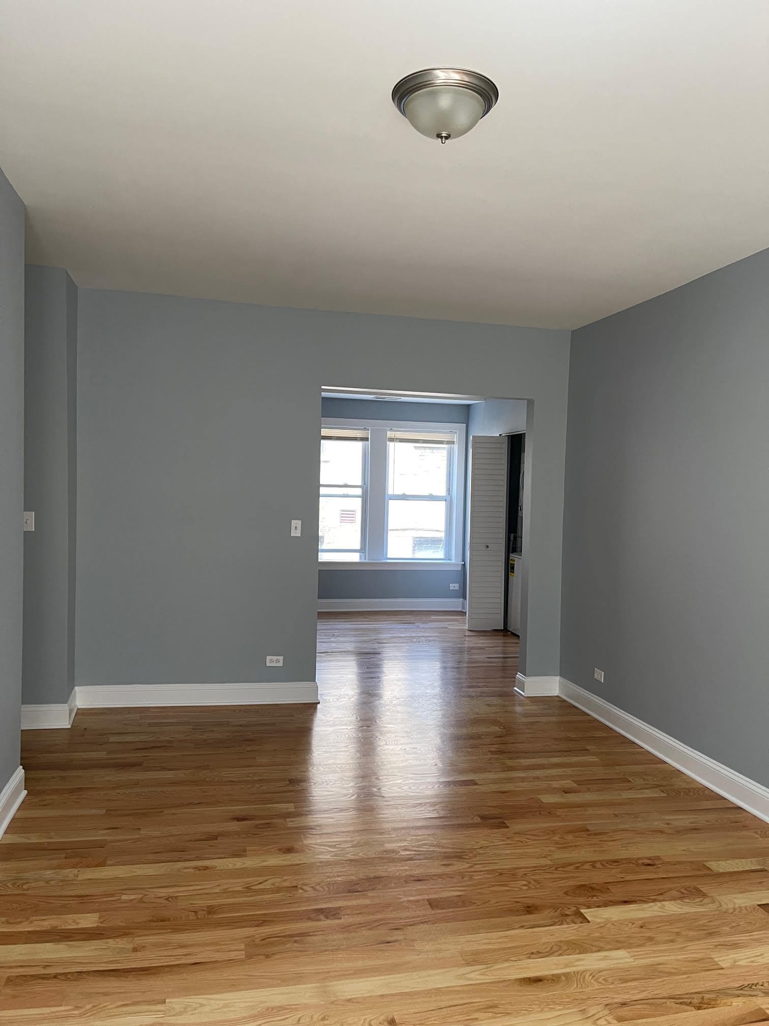 Building Photo - 1640 W Pratt Blvd