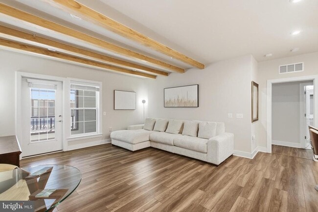 Building Photo - 100 St Ives Pl