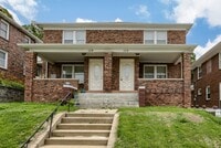Building Photo - Spacious 3 Bedroom Duplex in the Heart of Midtown Featuring Detached Garage!!