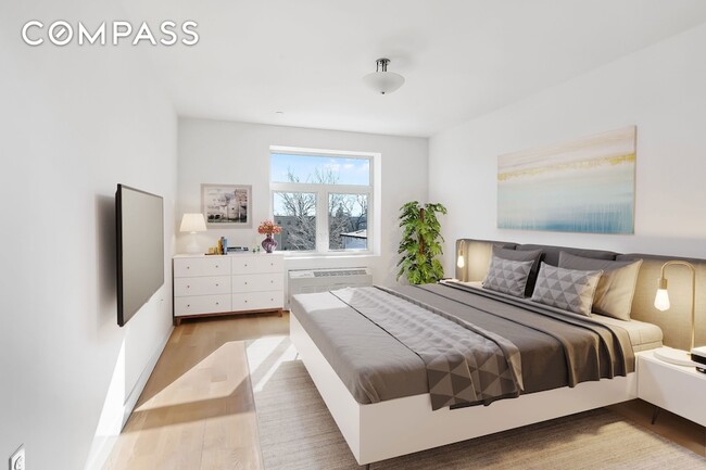 Building Photo - 26-20 14th Pl