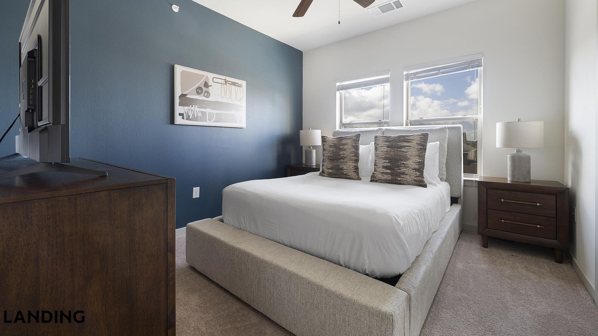 Building Photo - 2825 Main St