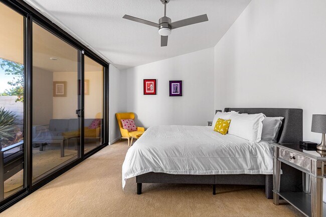 Building Photo - Stylish Palm Springs Retreat with Pool