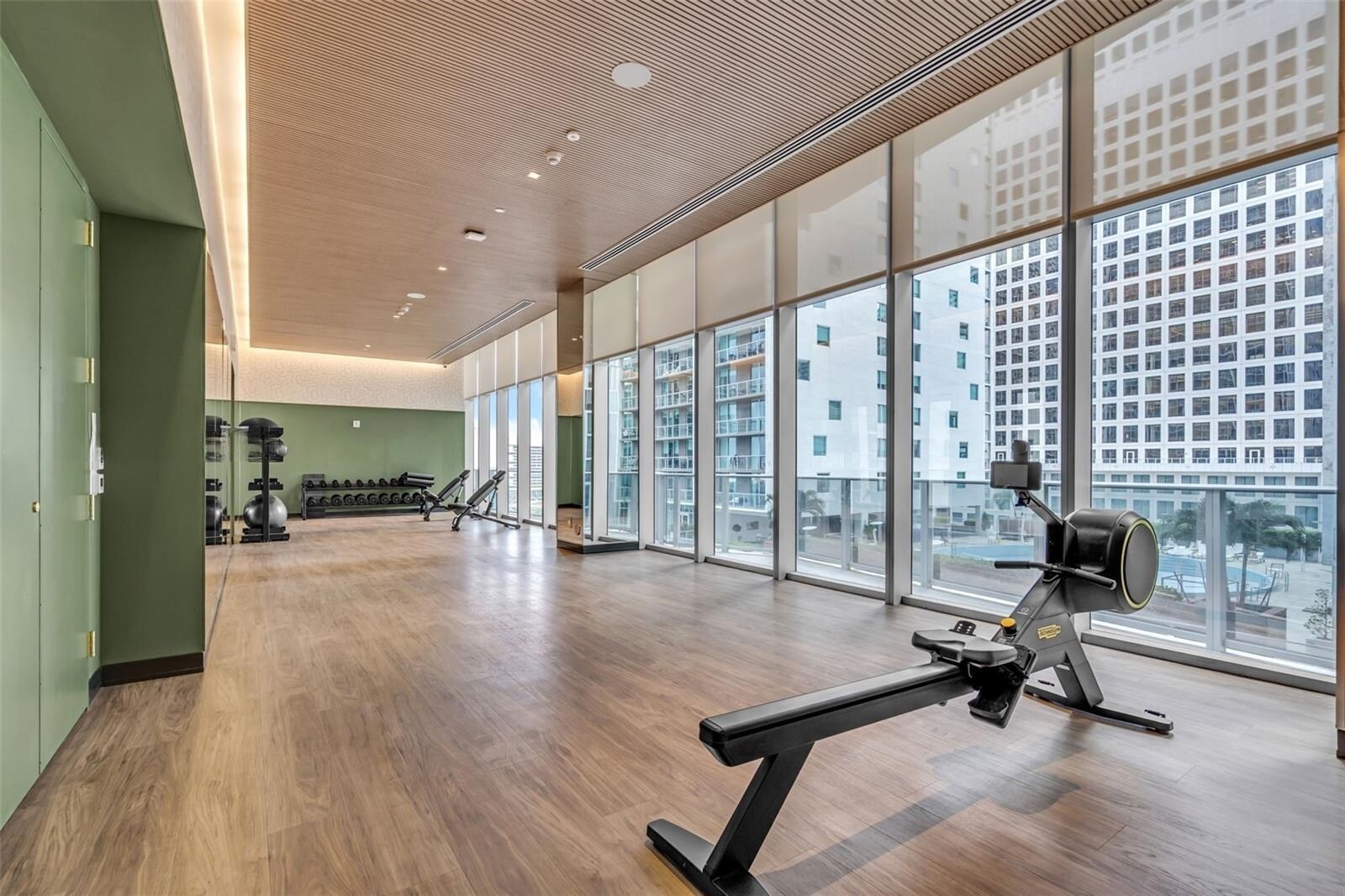 Building Photo - 77 SE 5th St