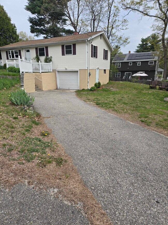 Building Photo - 143 Westwood Dr