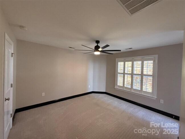 Building Photo - 1903 Lela Avenue