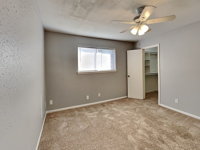 Building Photo - 15727 Cascade Point Dr