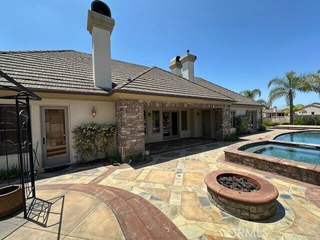 Building Photo - 25351 Mustang Dr