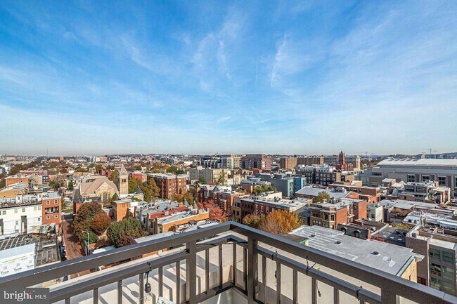 Building Photo - 1011 M St NW