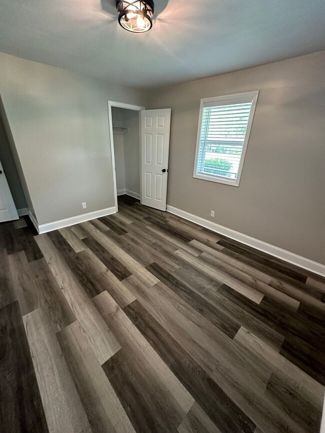 Building Photo - FOR LEASE - single family home in Hermitage, TN!