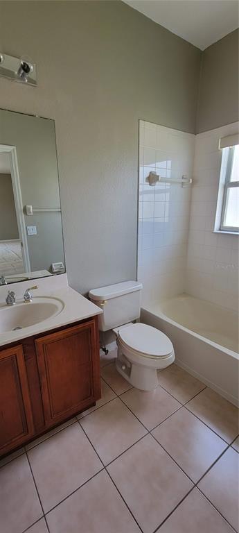 Building Photo - 3504 Somerset Cir