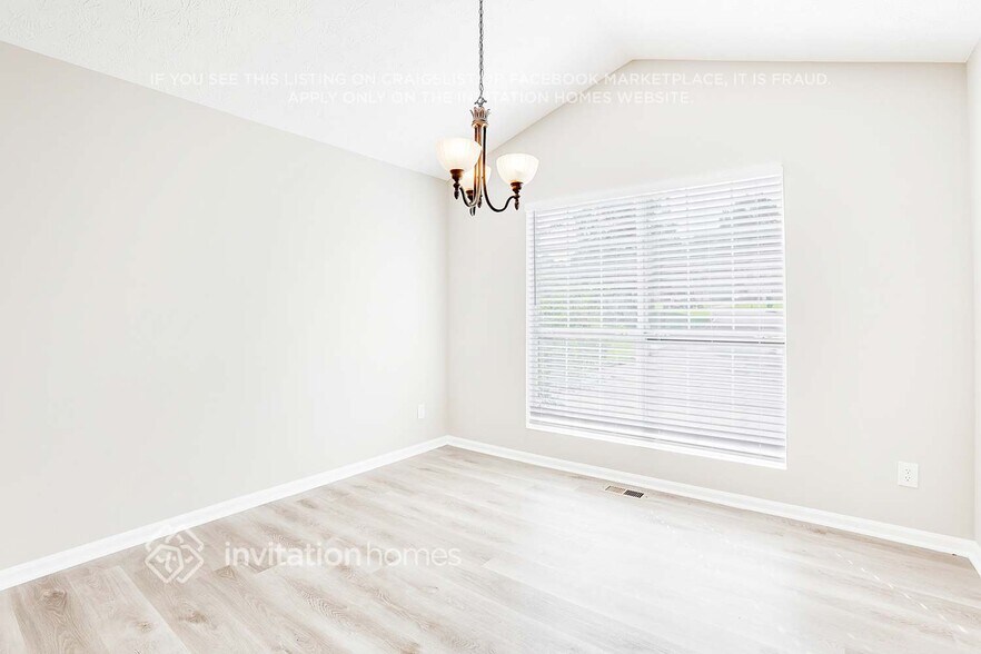 Building Photo - 2186 Ramblewood Cir