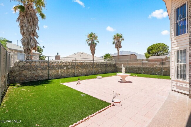 Building Photo - 4612 Loma Grande Dr