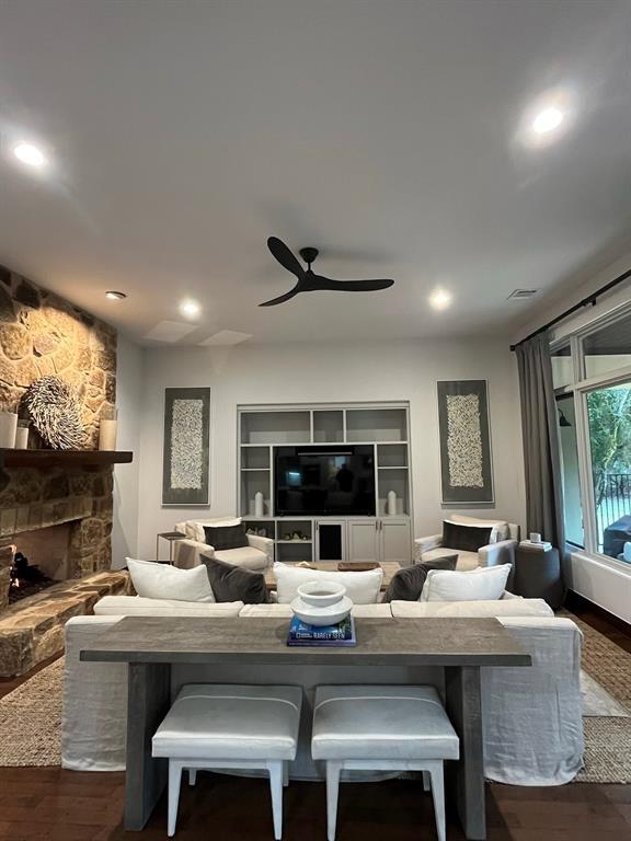 Building Photo - 4501 Spanish Oaks Club Blvd