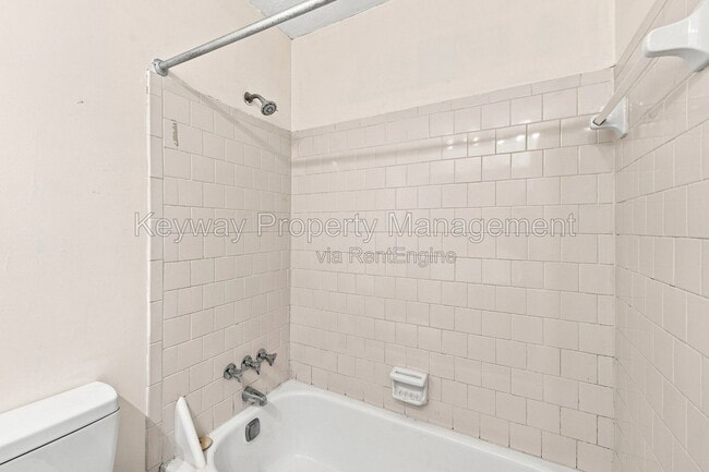 Building Photo - 3487 Postell Dr