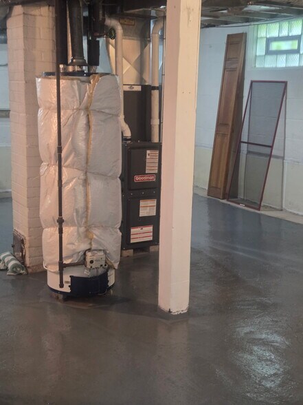 Newer furnace - 2412 E Ohio Ave