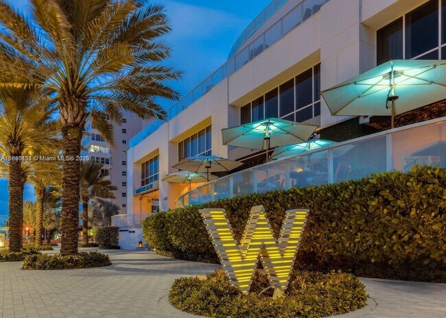 Building Photo - 3101 Bayshore Dr