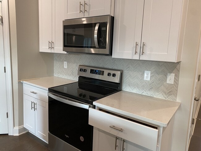 Building Photo - 365 Coleman Ct