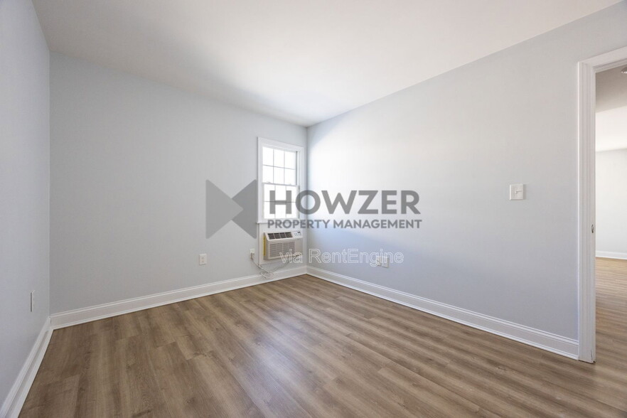 Building Photo - 50 Yarmouth Rd