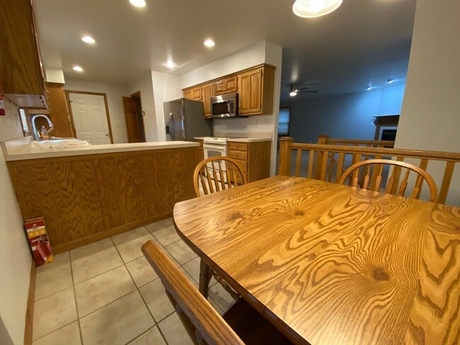 Building Photo - Outdoor living in the city