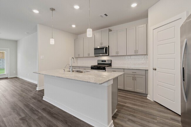 Building Photo - 17901 Stone Ter Ct