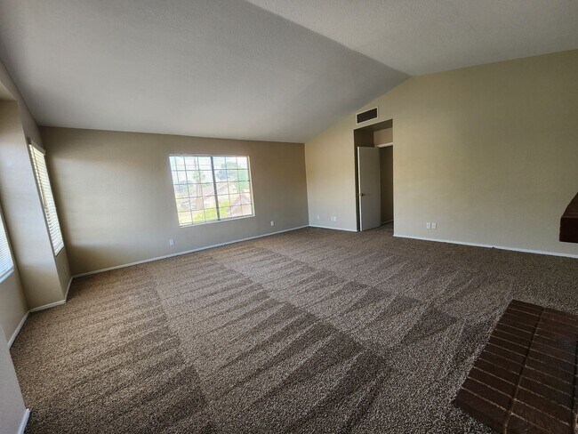 Building Photo - 6703 Dominion Ct