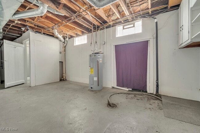 Building Photo - 1215 Sunford Ave SE