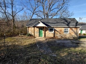 Building Photo - Close to S&T University