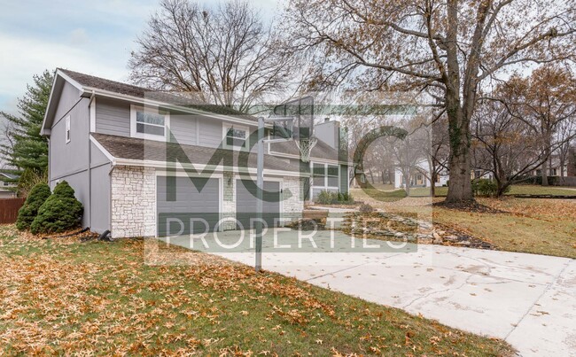 Building Photo - 7837 W 112th St