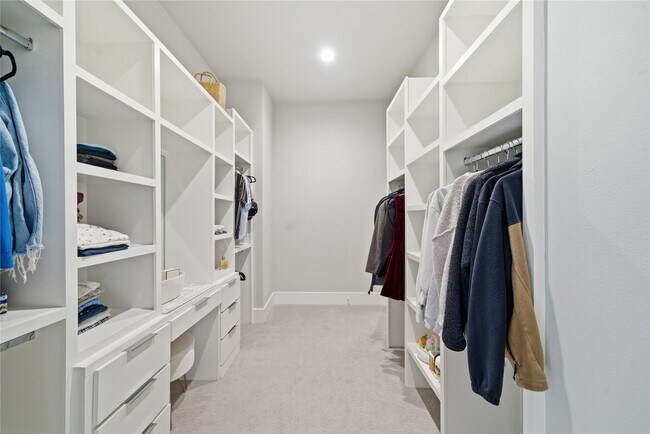 Building Photo - 1615 Wheeler Ave