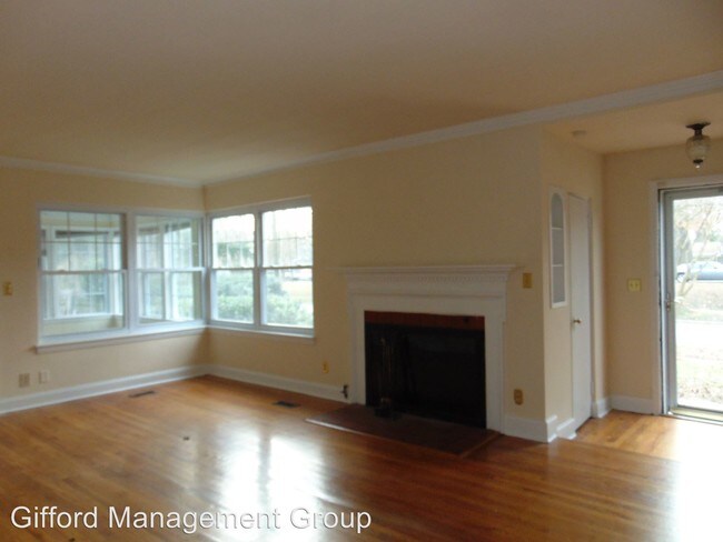 Building Photo - 5 br, 3 bath House - 4116 Gosnold Ave