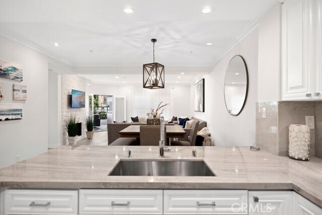 Building Photo - 1900 CA-1