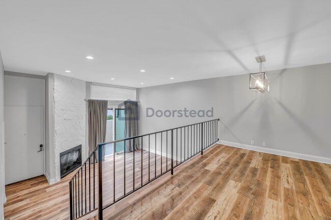 Building Photo - 9950 Topanga Canyon Blvd