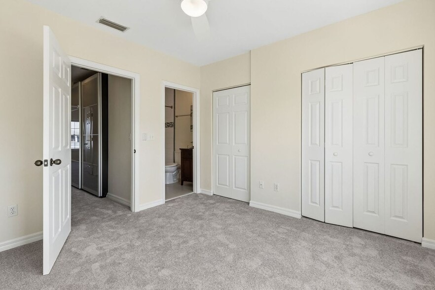 Building Photo - 506 N Liberty St