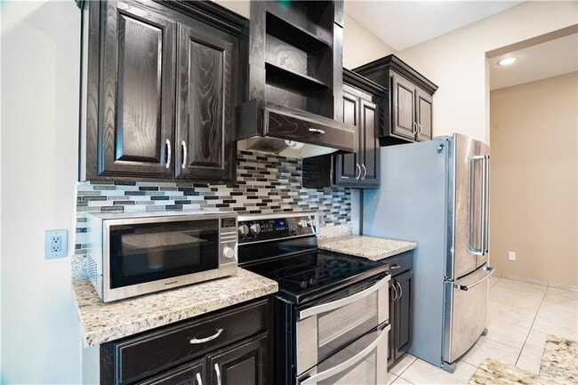 Building Photo - 37 N 45th St
