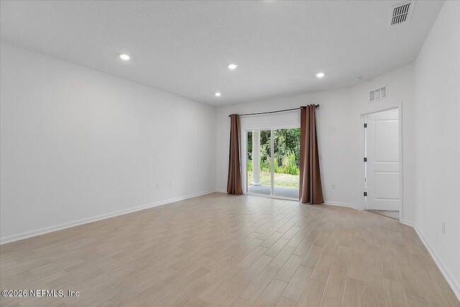 Building Photo - 14220 Epply Dr