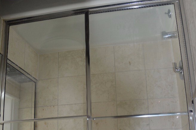shower doors - 217 Vine St