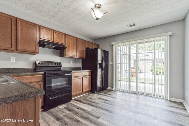 Building Photo - 9500 Brady John Ct