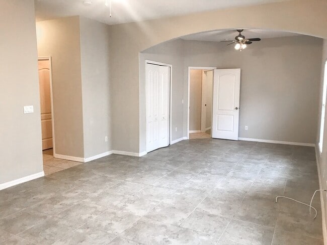 Building Photo - 13828 Guildhall Cir