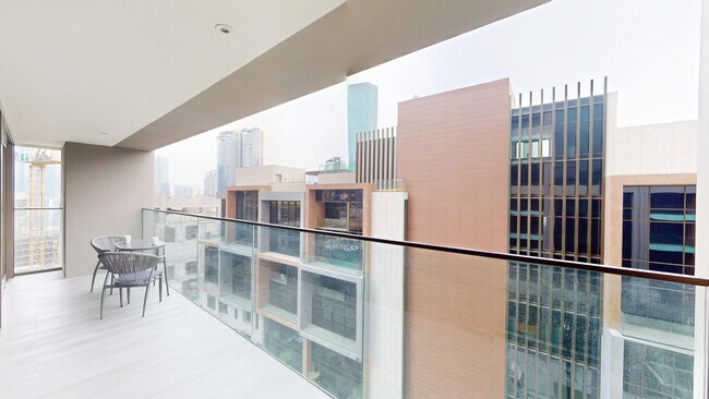 Building Photo - 576 Business Park Dr