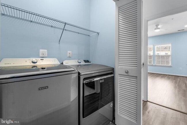 Building Photo - 4559 Tinder Box Cir