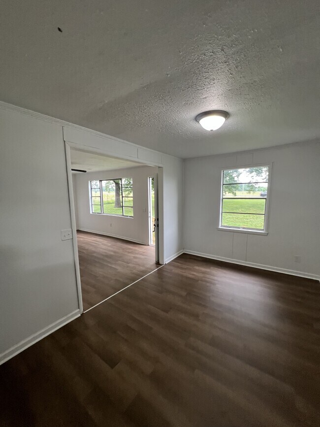 Building Photo - 8198 US-231