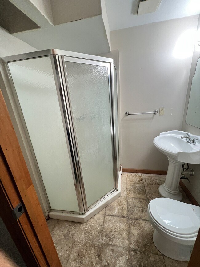 Building Photo - 94 Jennette Dr