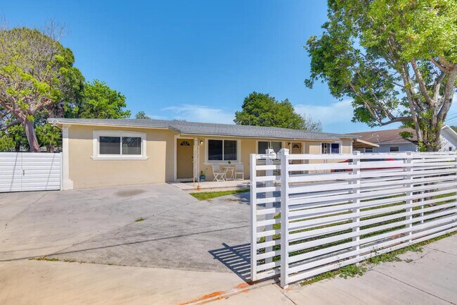 Building Photo - 16201 NW 39th Ct