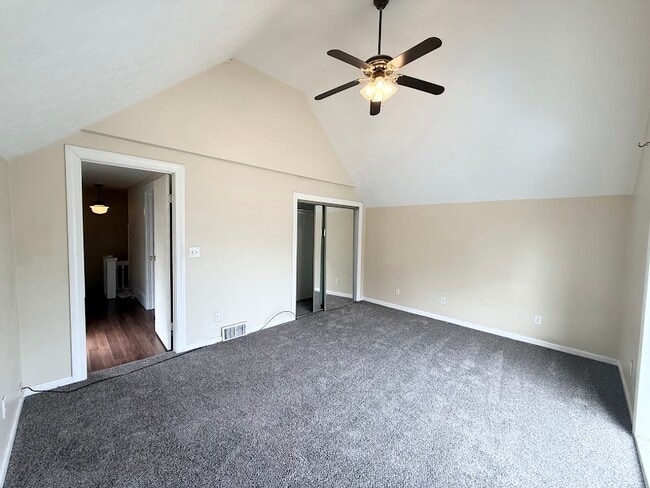 Building Photo - 14224 Berwyn Ave