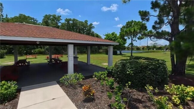 Building Photo - 13211 Whitehaven Ln