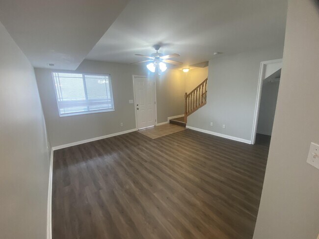Building Photo - 2355 N 275 E