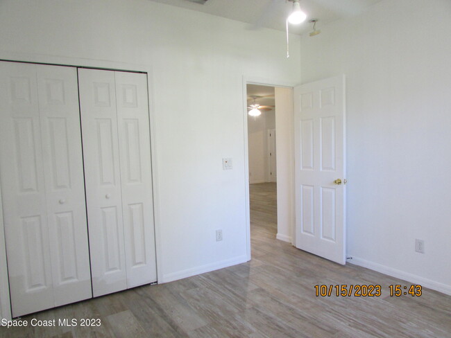 Building Photo - 4192 Collinwood Dr