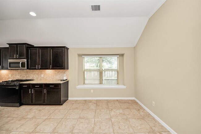 Building Photo - 2439 Dark Elm Dr